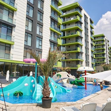 Fancy Apartment In Spa N Pool Beach Resort Mamaia Buitenkant foto