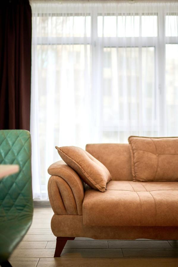 Fancy Apartment In Spa N Pool Beach Resort Mamaia Buitenkant foto