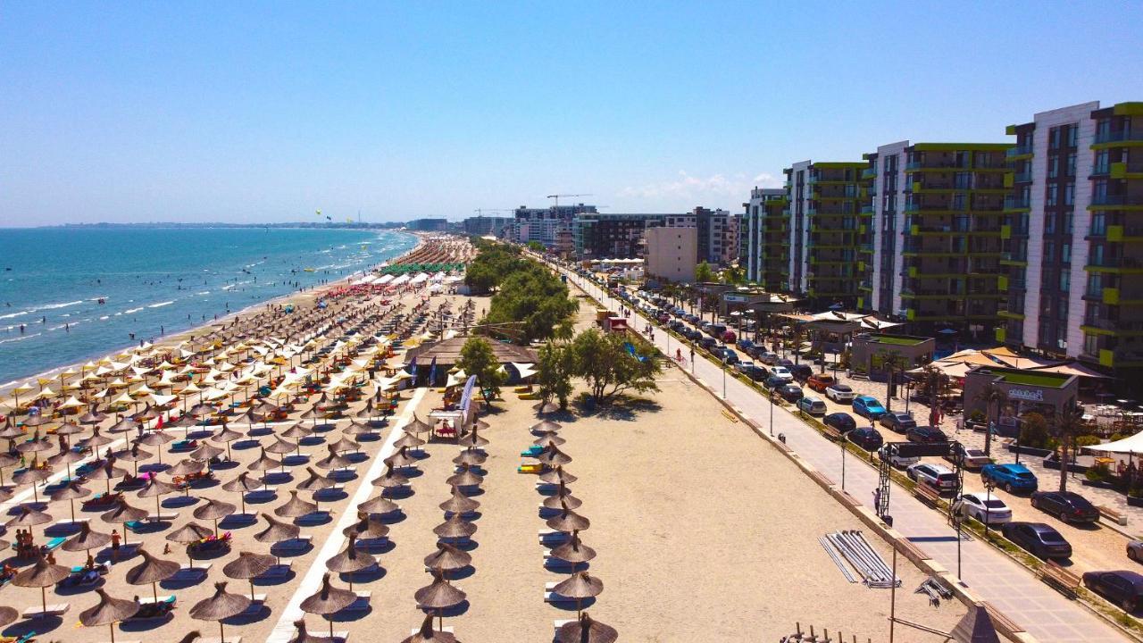 Fancy Apartment In Spa N Pool Beach Resort Mamaia Buitenkant foto