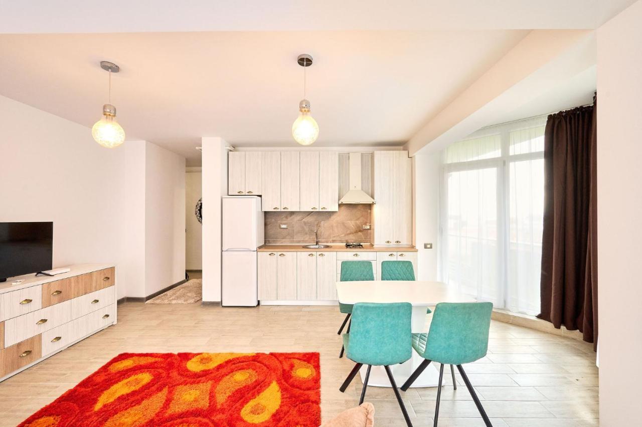 Fancy Apartment In Spa N Pool Beach Resort Mamaia Buitenkant foto