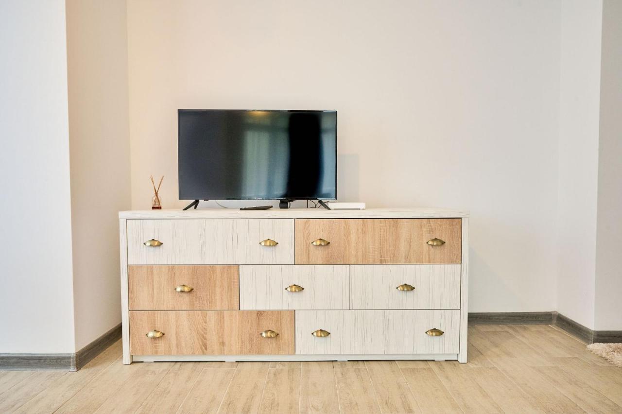 Fancy Apartment In Spa N Pool Beach Resort Mamaia Buitenkant foto