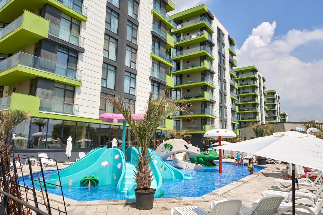 Fancy Apartment In Spa N Pool Beach Resort Mamaia Buitenkant foto