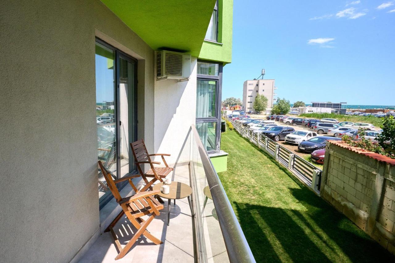 Fancy Apartment In Spa N Pool Beach Resort Mamaia Buitenkant foto