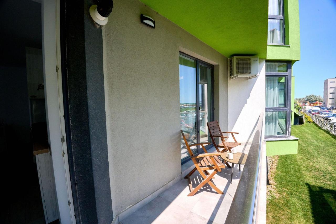 Fancy Apartment In Spa N Pool Beach Resort Mamaia Buitenkant foto